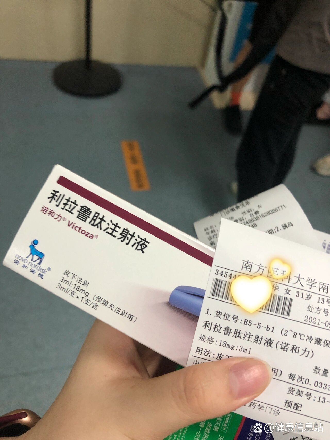  br>分享一下能吃的东西: br>撸铁先生的黑麦面包 br>低糖酸奶 br>