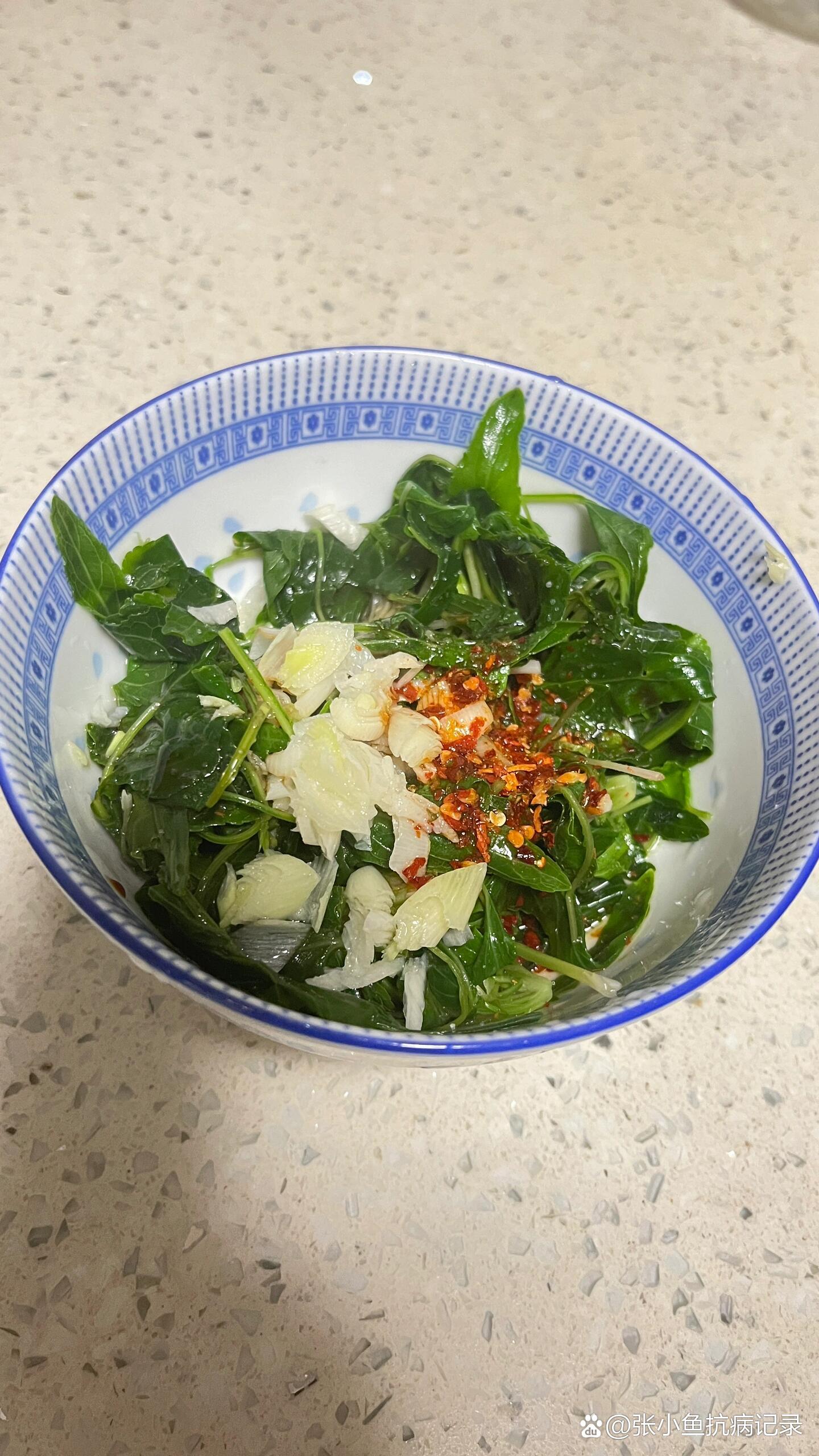 凉拌紫花地丁,吃了后悔了