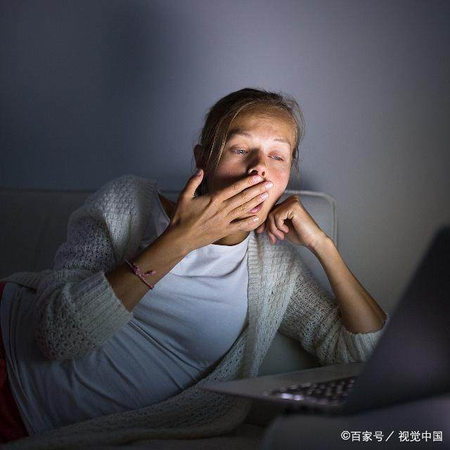 当熬夜在所难免时,吃这6种食物,还能把损害值降低