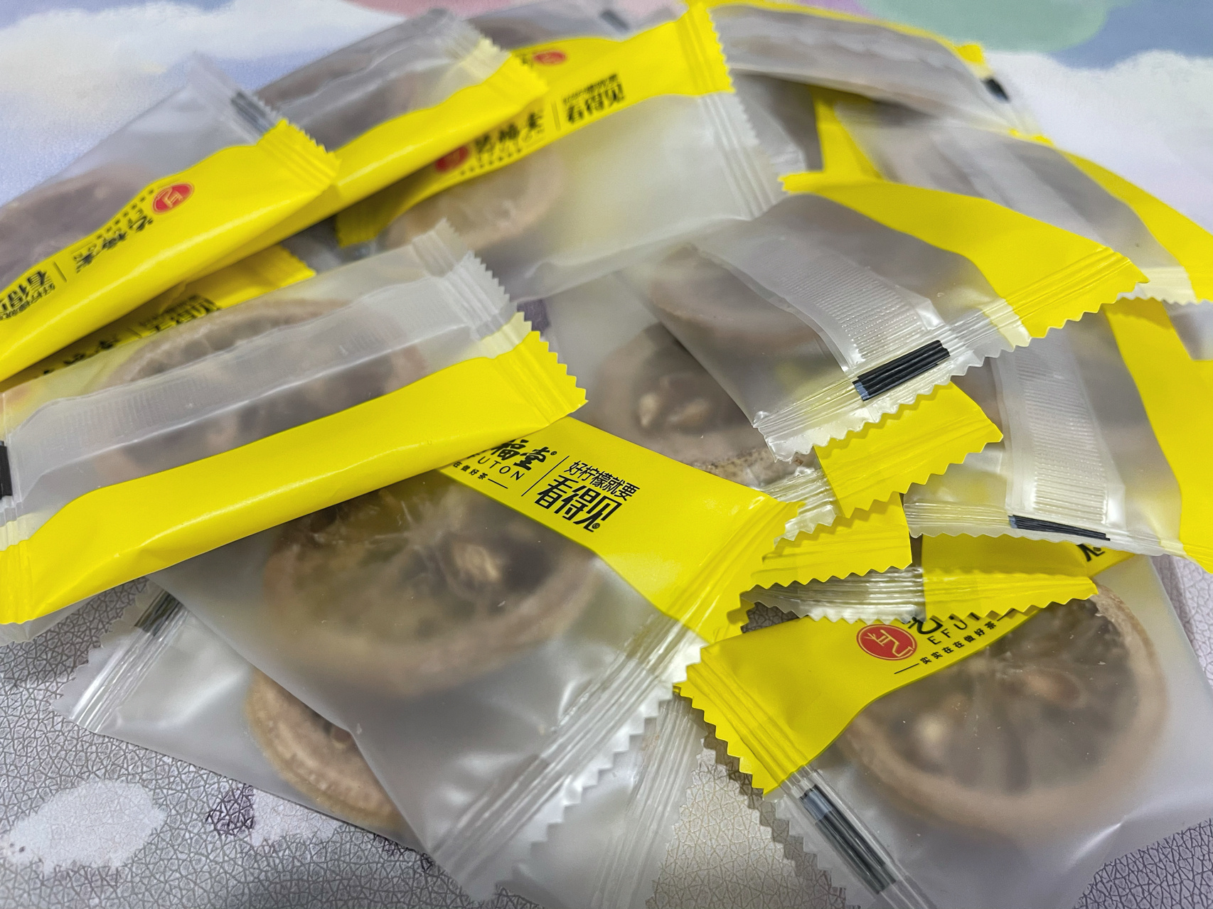 冻干柠檬片变黑还能泡来喝吗