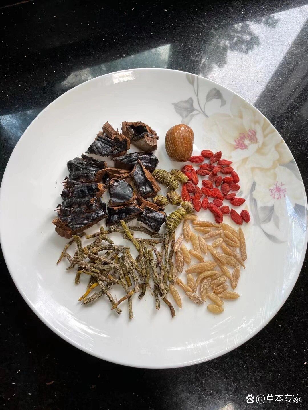 灵芝石斛麦冬汤