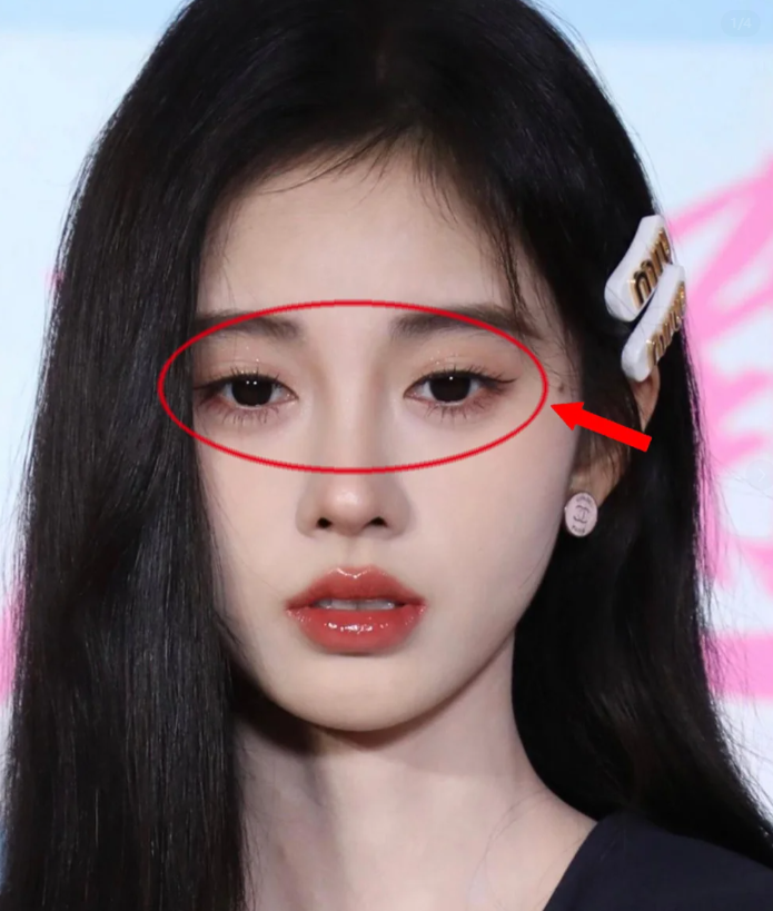 为什么明星有双眼皮,还要贴双眼皮贴?
