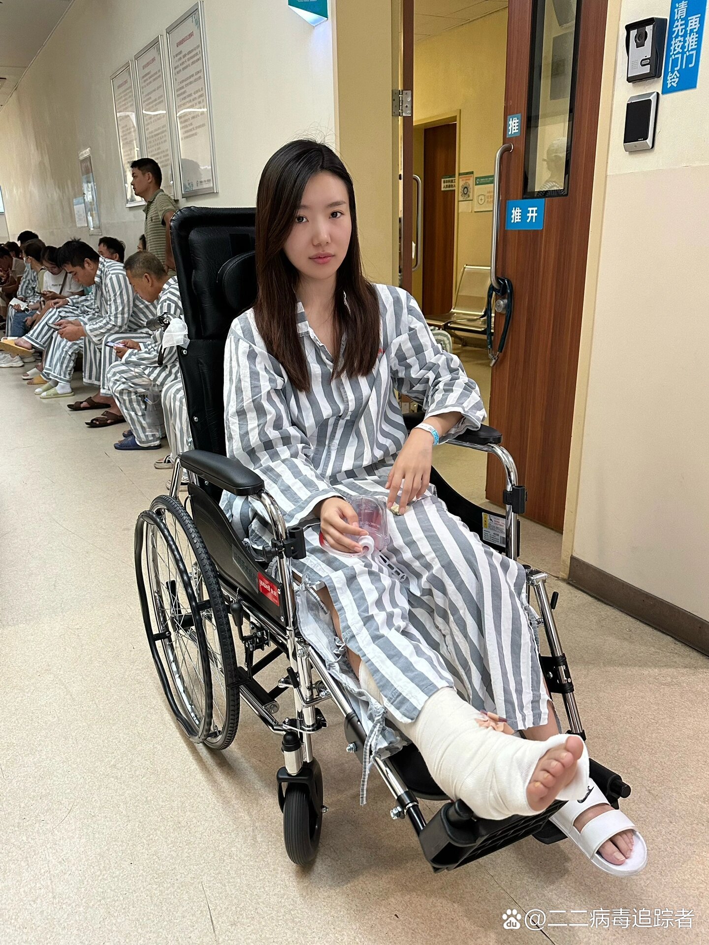 脚踝距腓前韧带重建术我出院啦!