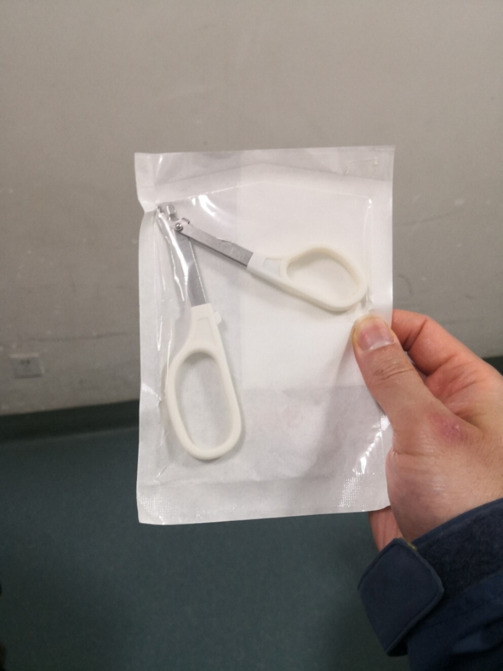 手术拆钉器