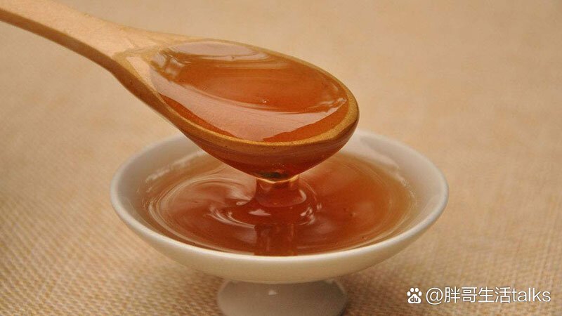 青少年吃蜂蜜会不会早熟呀(蜂蜜对青少年有什么好处)