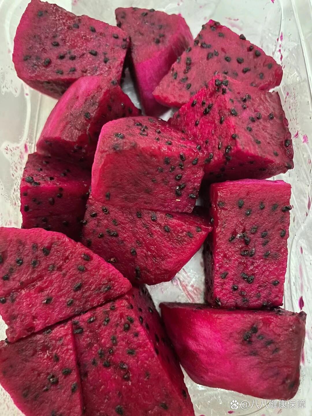 刚刚才知道火龙果是寒凉的,不该吃,后悔中