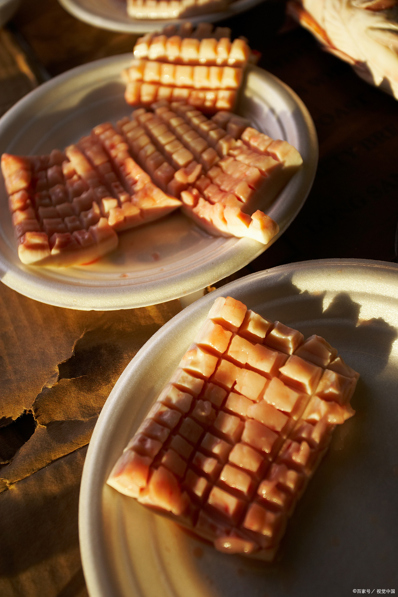 鲸鱼肉（Muktuk）：一种独特的北极美食