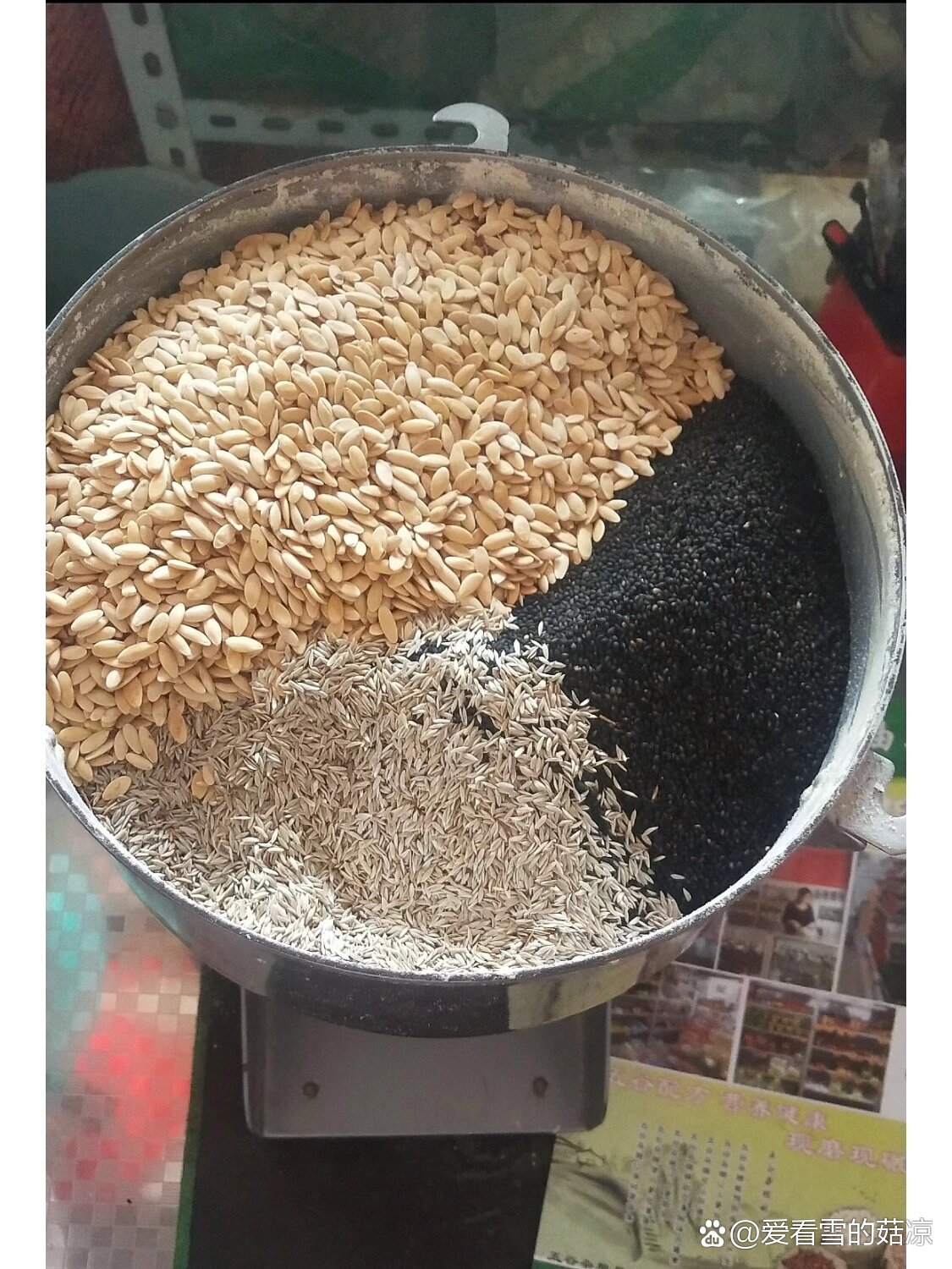 黄瓜籽,生菜籽,黑芝麻,强强联合,可以补钙接骨壮骨,对骨质疏松,骨折