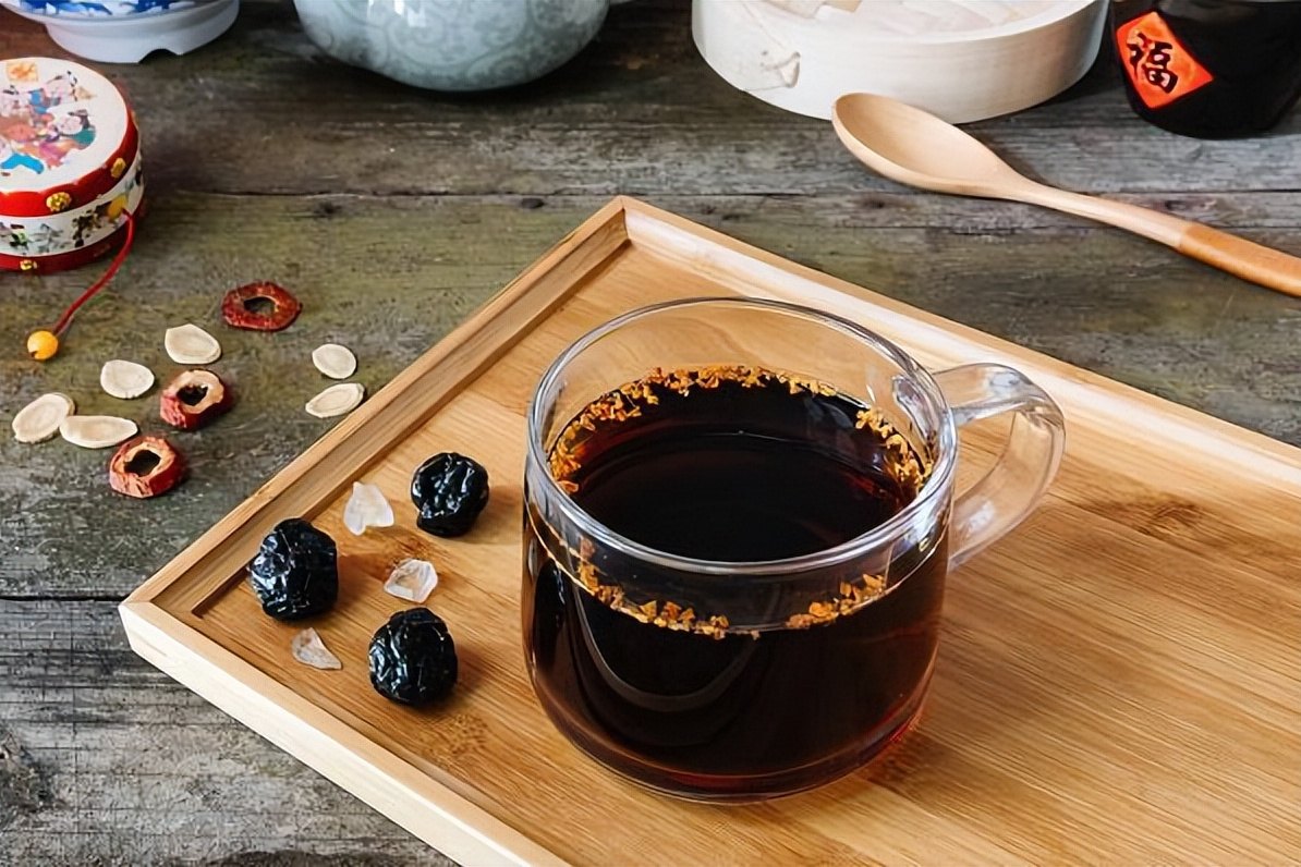 中医界“乌梅饮”火爆，因其生津解暑且便宜好喝。