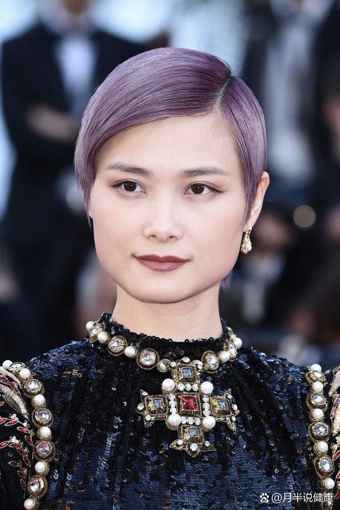 大饼脸怎么改善脸型?