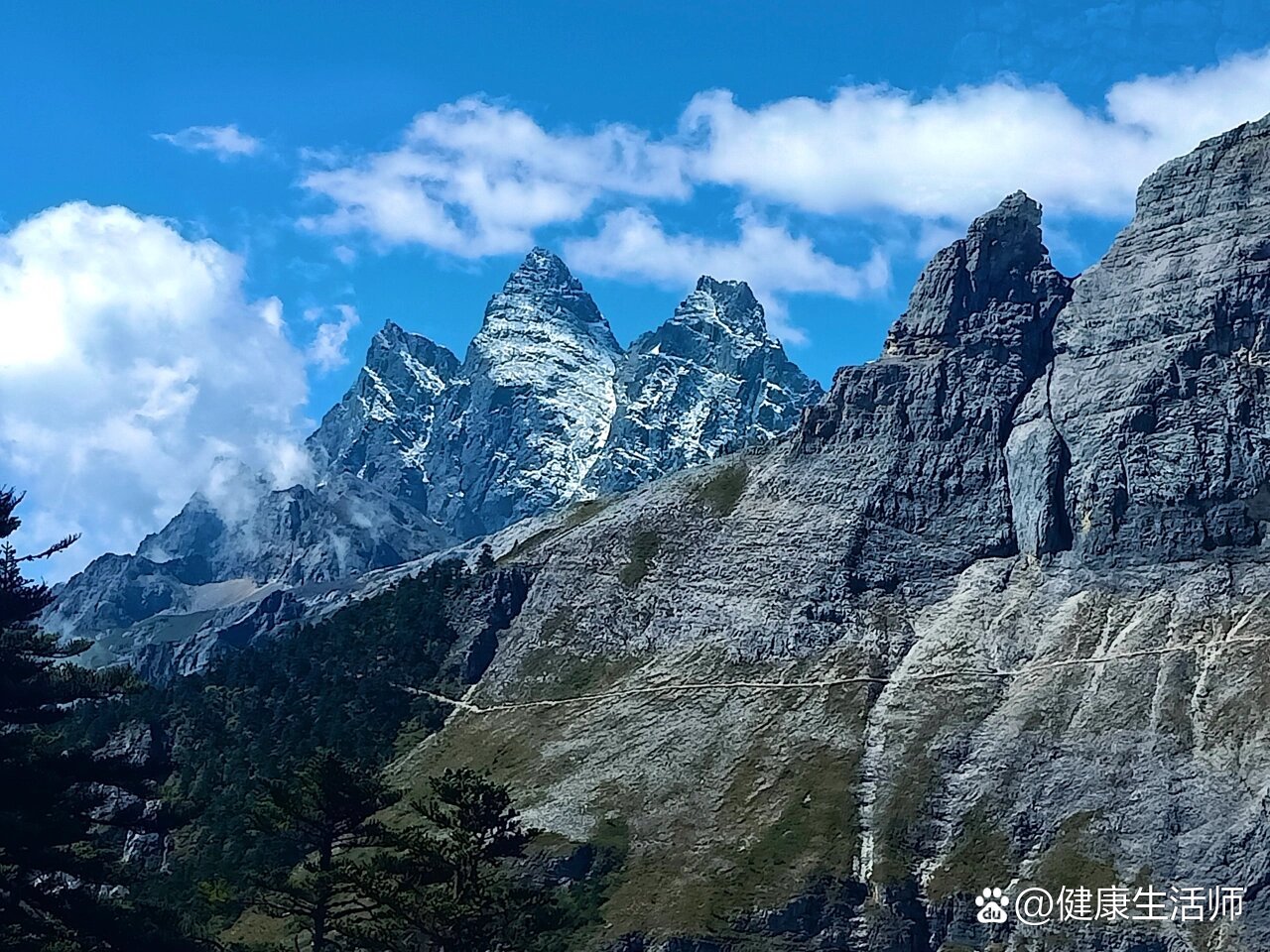  p>高原地带必备高反药 br>不用提前吃的高反药 云南香格里拉高原地带