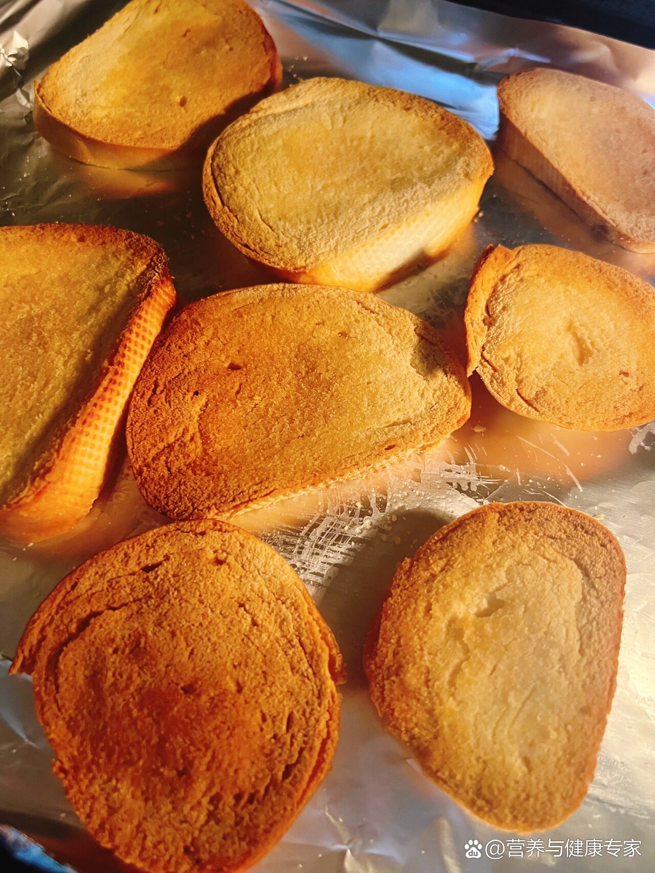 中医让吃的烤馒头片,拯救了我的胃75157515