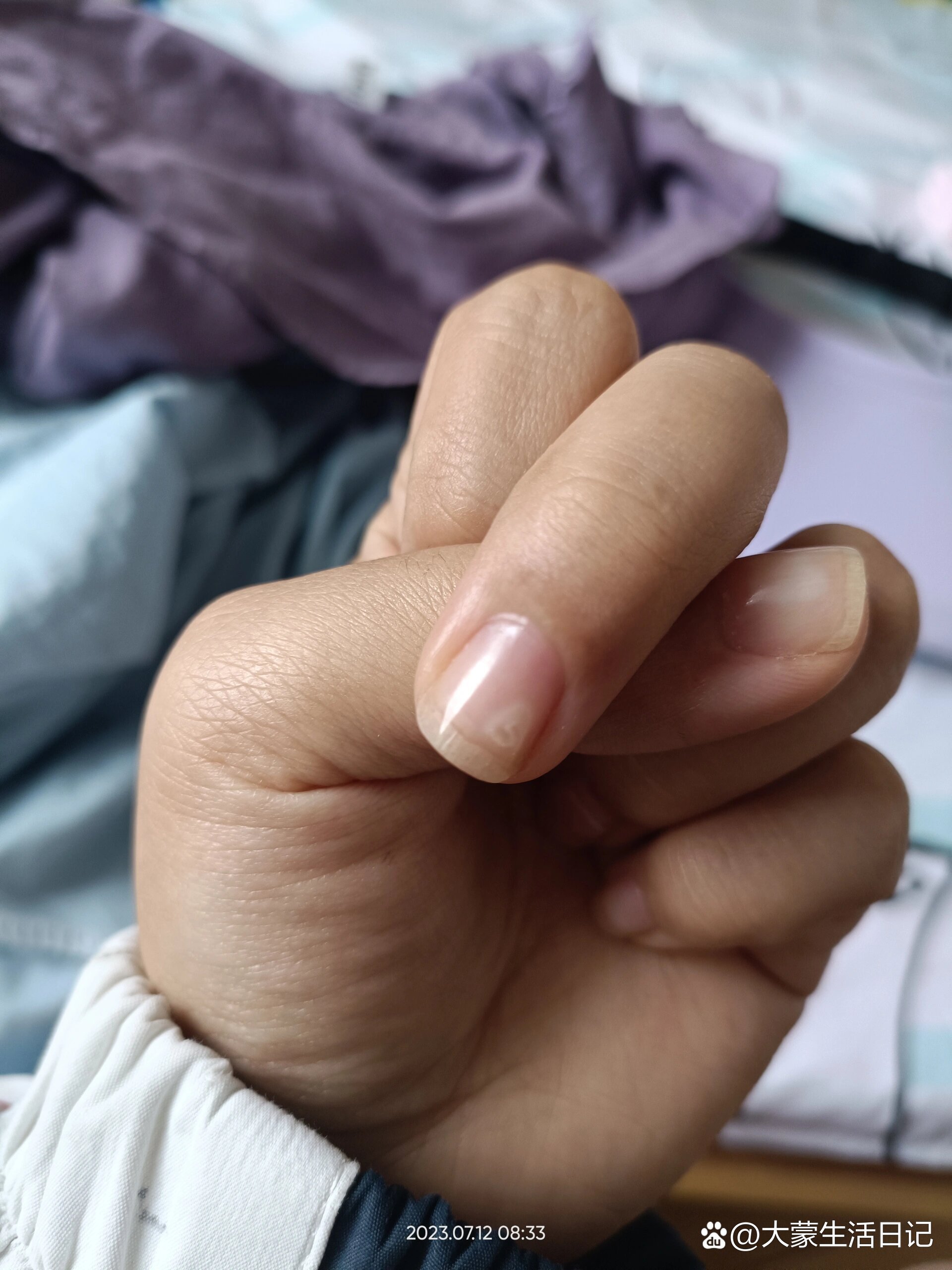 新手第一次建构后指甲中间空了