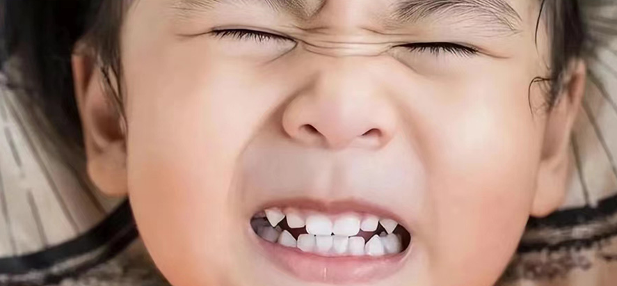 睡觉磨牙齿是什么原因导致的