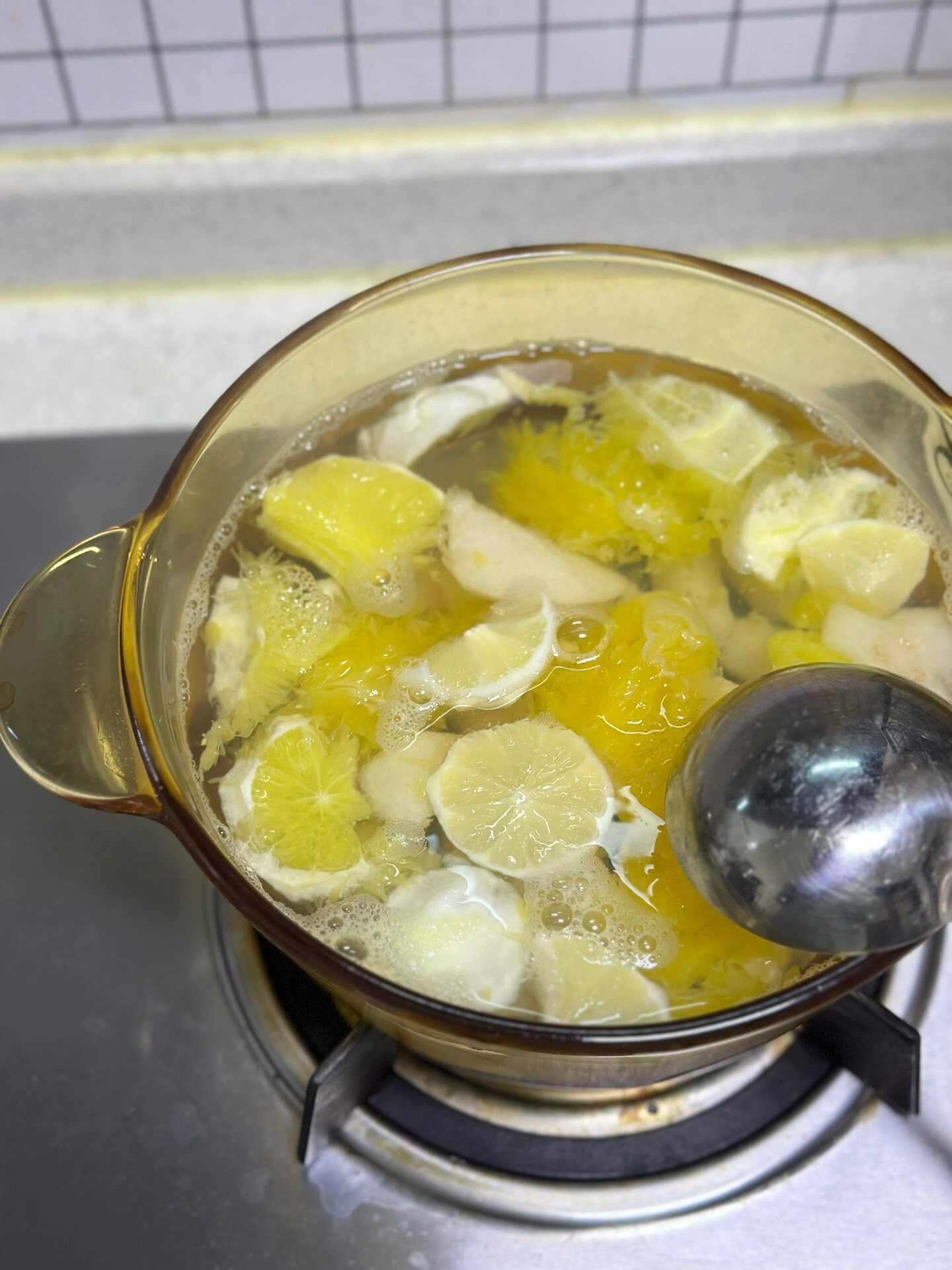 孕晚期感冒缓解不适的柠檬橙子梨子水